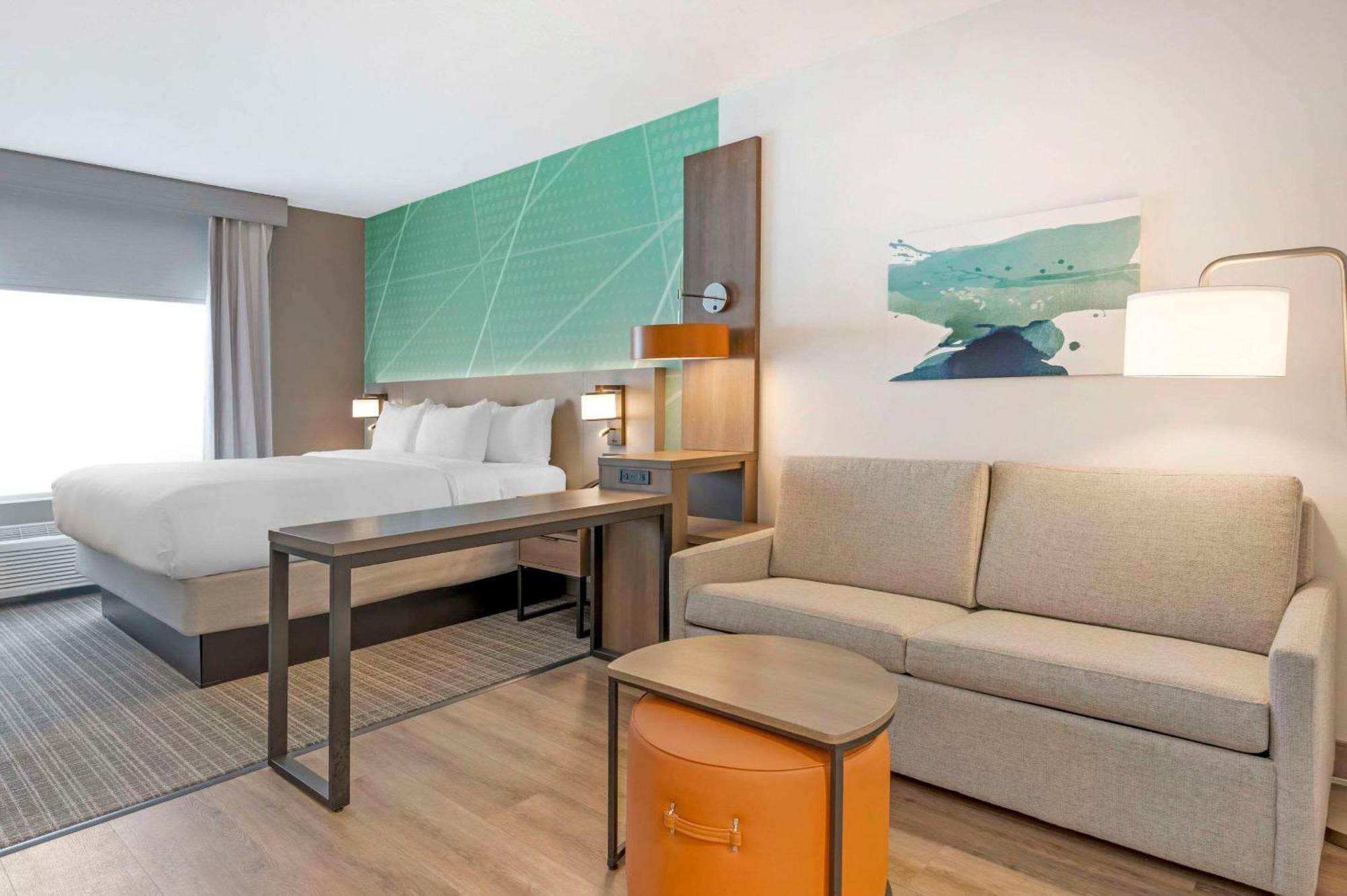 Comfort Wayne - Southwest Hotel