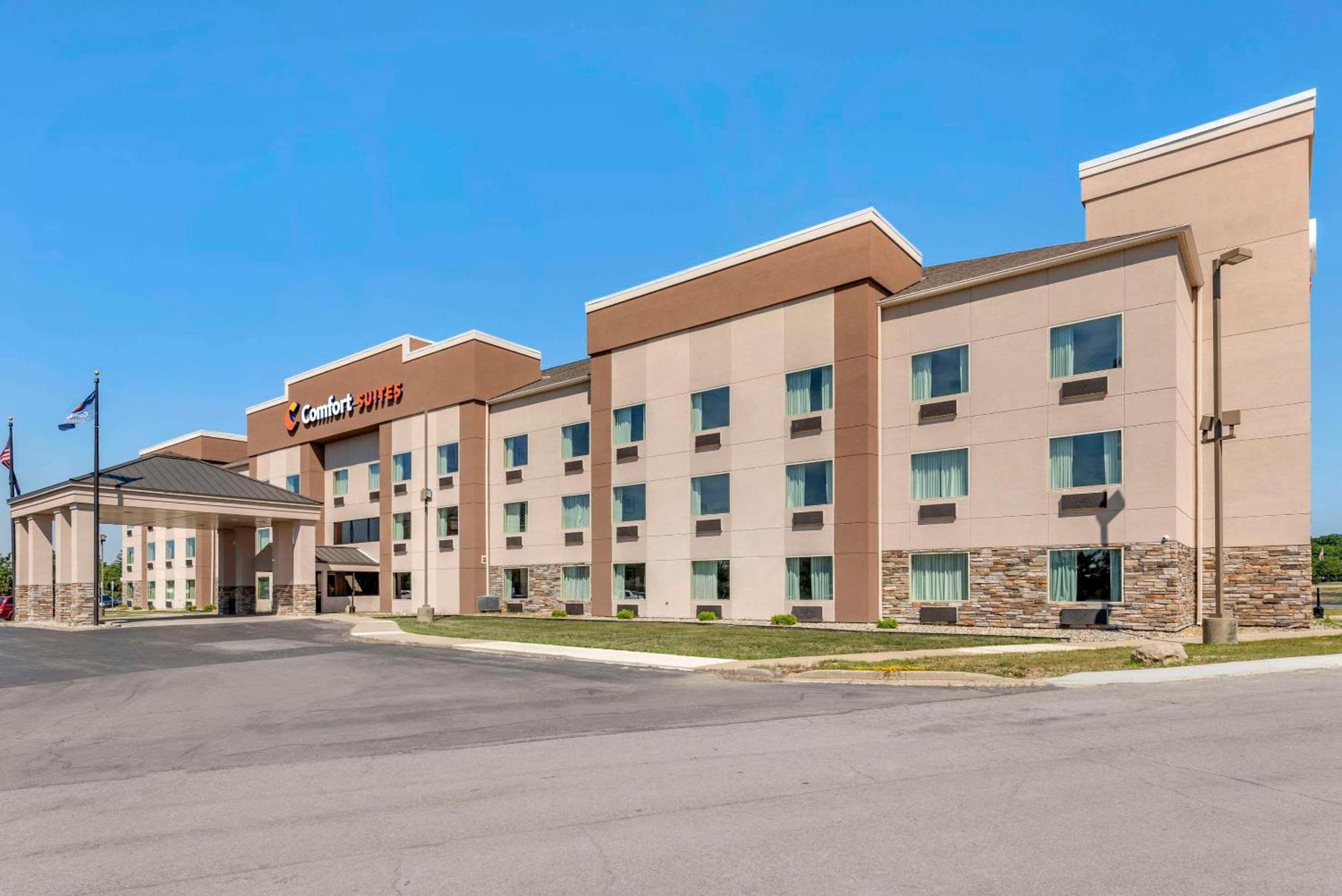 Comfort Wayne - Southwest Hotel 3*